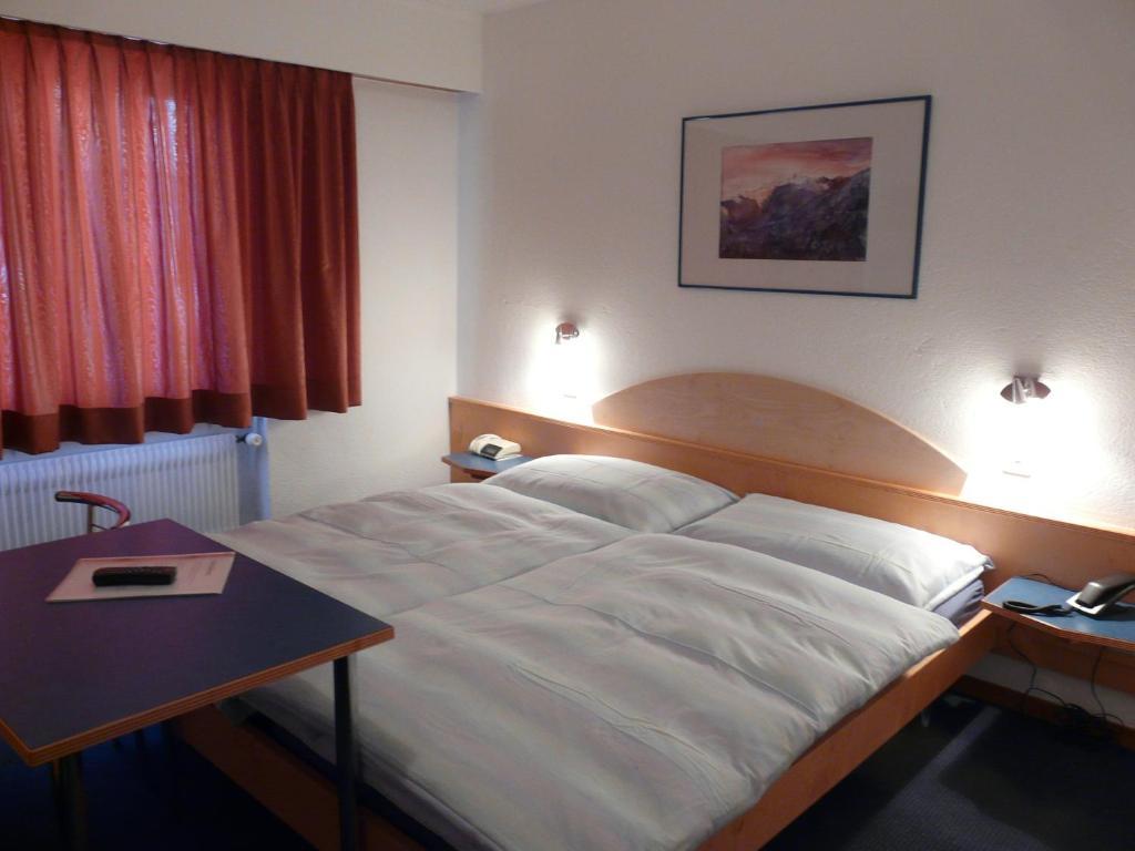 Hotel Garni Domino Зас-Фе Номер фото