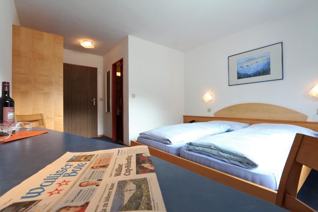 Hotel Garni Domino Зас-Фе Екстер'єр фото